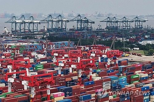 중국 상하이의 무역항. [사진출처=AFP 연합뉴스]