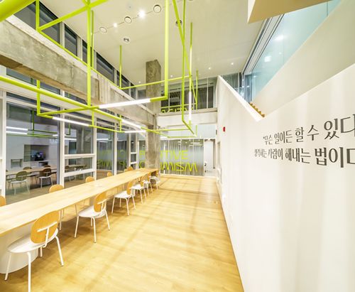 아산나눔재단이 운영하는 기업가정신 플랫폼 ‘마루’ 내부 <사진제공=아산나눔재단> 아산나눔재단이 운영하는 기업가정신 플랫폼 ‘마루’ 내부 <사진제공=아산나눔재단>