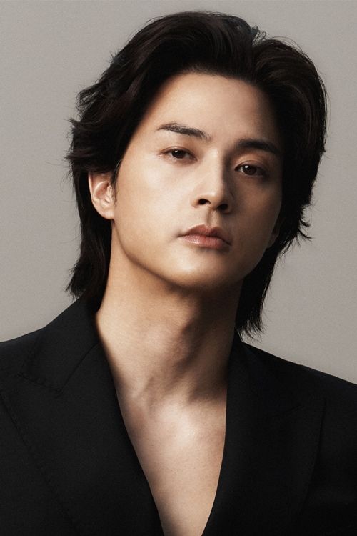 배우 김지훈이 아마존 프라임 비디오 시리즈 ‘버터플라이’를 통해 성공적인 할리우드 데뷔를 알렸다.