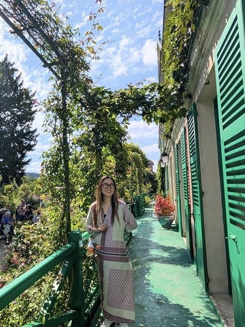 가수 박정현이 파리에서 여전한 패셔니스타 감각을 뽐냈다. 사진=박정현 SNS