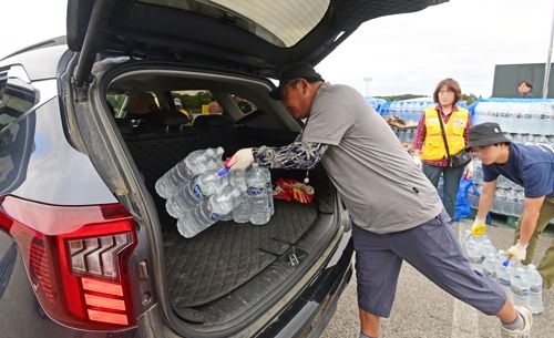 강릉 식수 보급./연합뉴스/