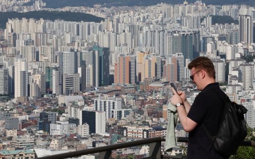 서울 남산에서 바라본 아파트 등 모습. 기사 내용과 직접적인 연관 없는 이미지. [사진 출처 = 연합뉴스]
