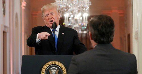 도널드 트럼프 미국 대통령은 15일(현지시간) 성명을 통해 “바이든이 불명예 퇴진해야 할 때”라며 “내가 계속 대통령이었다면 아주 다르고, 훨씬 더 성공적인 철군을 했을 것”이라고 주장했다. [로이터=연합뉴스]