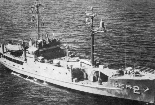 1968년 1월 북한 함정에 나포돼 원산항으로 강제 예인된 미 해군 첩보선 푸에블로호. 중앙포토