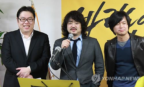 팟캐스트 라디오 '나는 꼼수다' 패널 김용민 시사평론가, 김어준 딴지일보 총수, 주진우 시사인 기자(좌측 기준) / 사진=연합뉴스