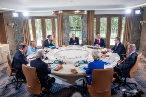 16일(현지시간) 캐나다 앨버타주 카나스키스에서 열린 주요7개국(G7) 정상회의 실무세션.(사진=AFP)