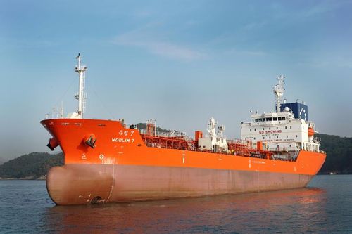 STX조선해양에서 건조한 1만1천t급 탱커[STX조선해양 제공. 재판매 및 DB 금지]