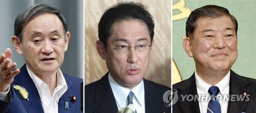 일본 차기 총리 후보군으로 꼽히는 스가 요시히데 관방장관(왼쪽부터), 기시다 후미오 자민당 정조회장, 이시바 시게루 전 자민당 간사장. [교도=연합뉴스 자료사진]