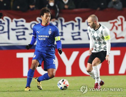 수원 삼성과 빗셀 고베의 ACL 조별리그 경기 장면. [연합뉴스 자료사진]