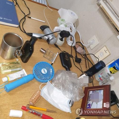 北에 피격 공무원이 지냈던 선실의 모습[실종된 공무원 형 이모씨 제공. 재판매 및 DB 금지]