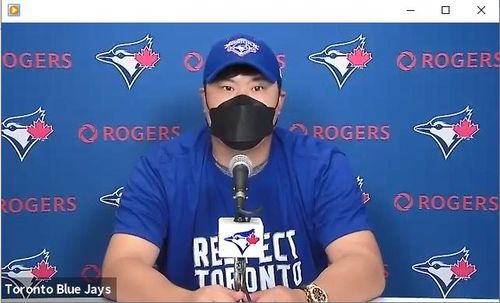 경기 후 화상 인터뷰하는 류현진[MLB 프레스박스 영상 캡처. 재판매 및 DB 금지]