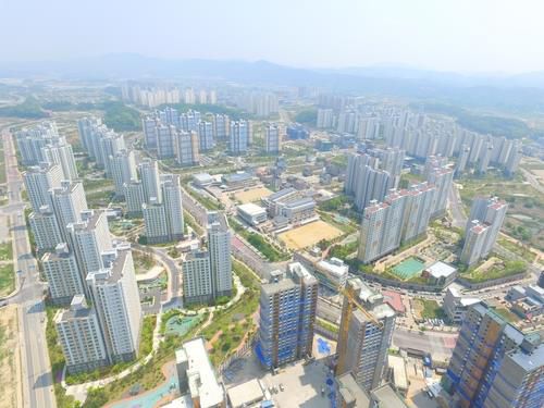 충북 혁신도시 아파트 단지가 밀집한 진천군 덕산읍[진천군 제공. 재판매 및 DB 금지]