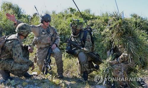 일본 구마모토(熊本)현에서 미군과 훈련하는 육상자위대원. [UPI=연합뉴스 자료사진]