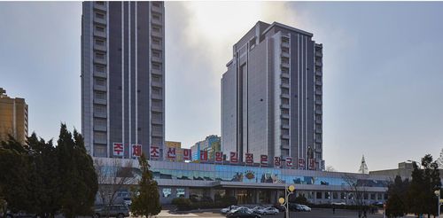 '평양의 호텔들' 책에 실린 사진[출처='평양의 호텔들' 웹사이트 캡처]