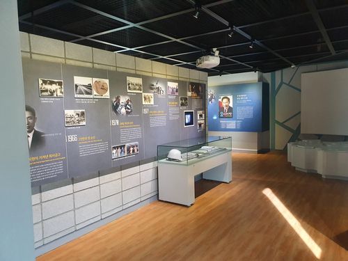 한산한 포항 덕실관[촬영 손대성]