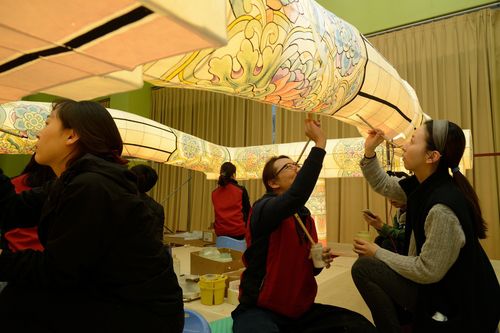 연등회 준비[문화재청 제공. 재판매 및 DB 금지]