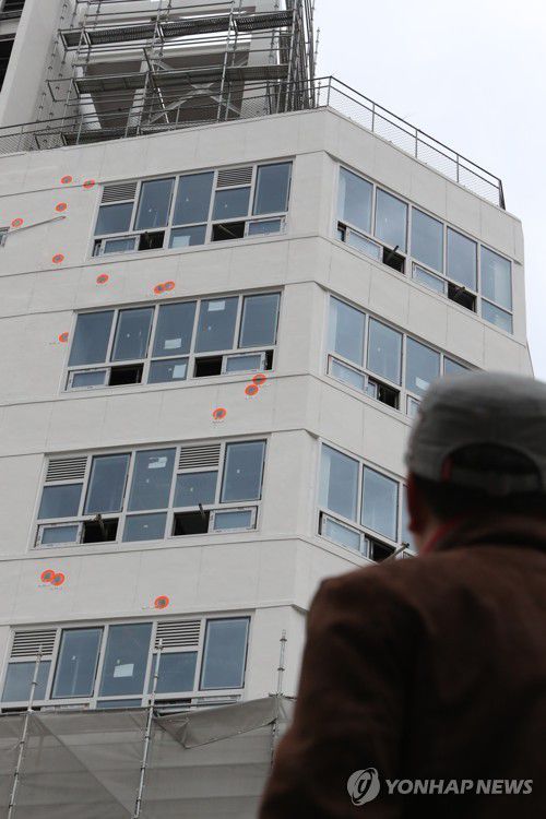 광주 전일빌딩 외벽의 총탄 흔적[연합뉴스 자료사진]