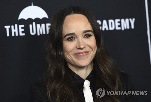 작년 12월 '엄브렐러 아카데미' 시사회에 참석한 엘리엇 페이지[AP=연합뉴스]