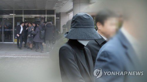 '마약 투약ㆍ밀반입' 홍정욱 딸 징역형 집행유예" (CG)[연합뉴스TV 제공]