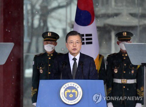 3ㆍ1절 기념사 하는 문재인 대통령(서울=연합뉴스) 최재구 기자 = 문재인 대통령이 지난 1일 오전 서울 종로구 탑골공원에서 열린 제102주년 3ㆍ1절 기념식에서 기념사를 하고 있다. 2021.3.1 jjaeck9@yna.co.kr