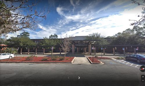 잭슨빌의 듀폰트 중학교[구글지도 캡처. 재판매 및 DB 금지]