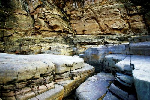 반구대 암각화 앞 암반[문화재청 제공. 재판매 및 DB 금지]