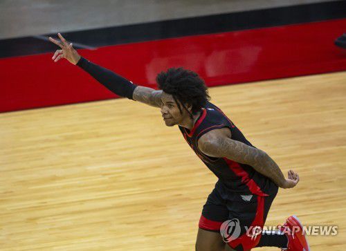 케빈 포터 주니어의 3점 슛 성공 세리머니[Mark Mulligan/Houston Chronicle via AP=연합뉴스]