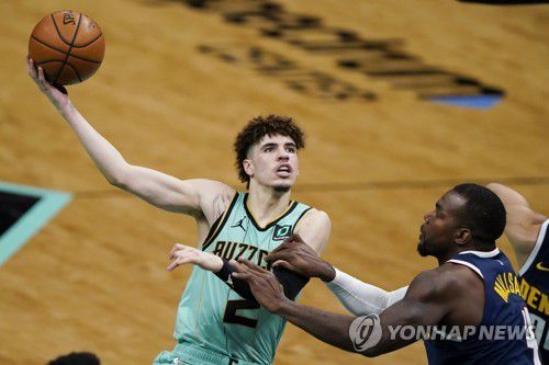 라멜로 볼(왼쪽)[AP=연합뉴스]