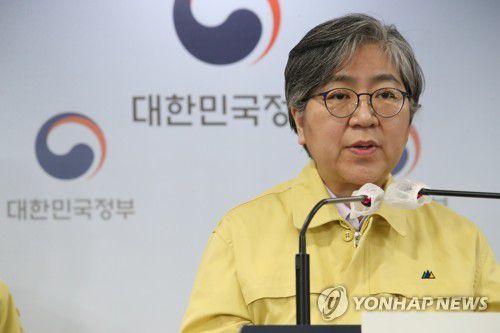 브리핑하는 정은경 코로나19 예방접종대응추진단장[연합뉴스 자료 사진]