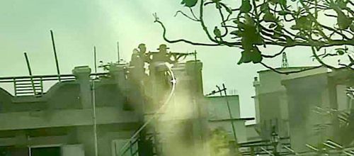 시민방위군 은신처를 급습한 군경의 저격수들 모습. [SNS 캡처. 재판매 및 DB 금지]