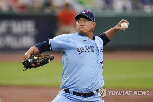 볼티모어 타선 상대로 역투하는 류현진 [AP=연합뉴스]