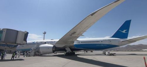 아프간 카불 공항의 중국 전세기 [사진 베이징일보. 재판매 및 DB 금지]