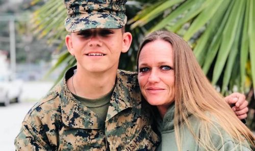 카림 니코이(왼쪽)의 생전 모습.[트위터 캡쳐. 재판매 및 DB금지.]