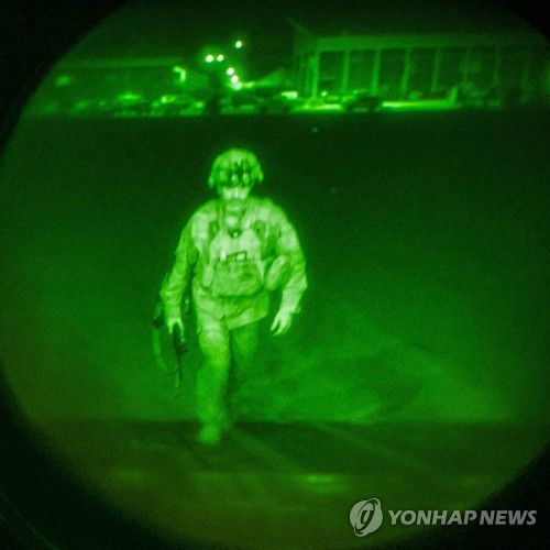 아프간을 떠난 마지막 군인 크리스토퍼 노나휴 미국 육군 82공수사단장[EPA=연합뉴스]