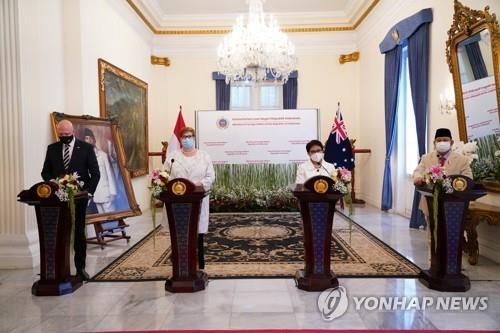 인도네시아와 호주 외교·국방장관 2+2회의 후 기자회견[로이터=연합뉴스]