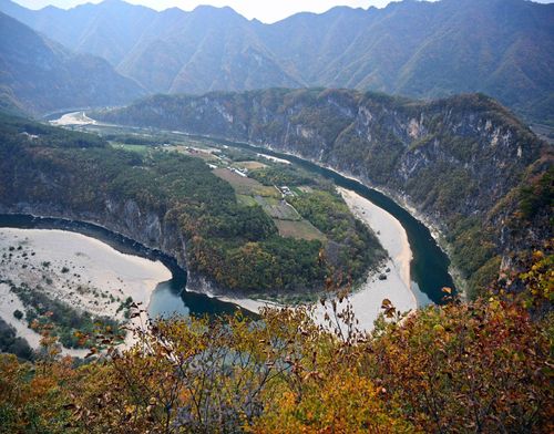 백운산 칠족령 정상에서 본 풍경[문화재청 제공. 재판매 및 DB 금지]