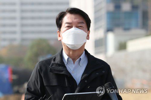 대장동 비리게이트 몸통수사 촉구 기자회견하는 안철수(성남=연합뉴스) 대선 출마를 선언한 국민의당 안철수 대표가 5일 오전 경기 성남시 수정구 제1공단 근린공원 공사현장 인근에서 열린 대장동 비리게이트 몸통수사 촉구 및 비리재발 방지 방안 기자회견에서 발언을 하고 있다. 2021.11.5 [국회사진기자단] toadboy@yna.co.kr