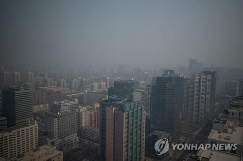 미세먼지 낀 베이징의 하늘[EPA=연합뉴스 자료사진]