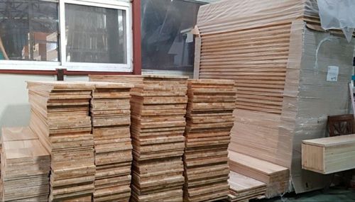 급감한 관 제조용 목재이배연 강원기업사 사장 제공. 재판매 및 DB 금지.