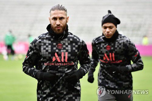 라모스(왼쪽)와 음바페[AFP=연합뉴스]