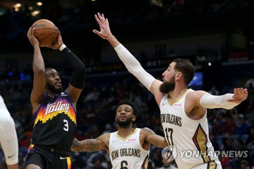 슛 던지는 크리스 폴[USA투데이=연합뉴스]