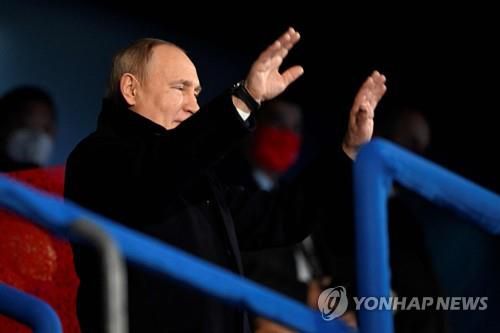 베이징동계올림픽 개회식에 참석한 푸틴 러시아 대통령 (베이징 AFP=연합뉴스)