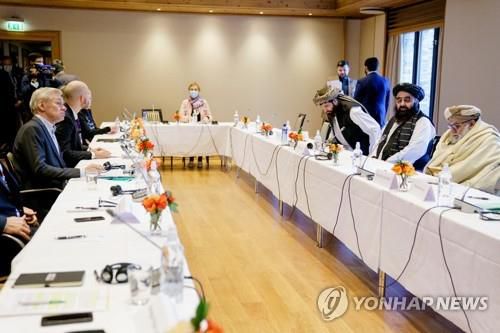 1월 25일 노르웨이 오슬로에서 진행된 탈레반-서방 간 회의 [로이터 연합뉴스 자료사진. 재판매 및 DB 금지].