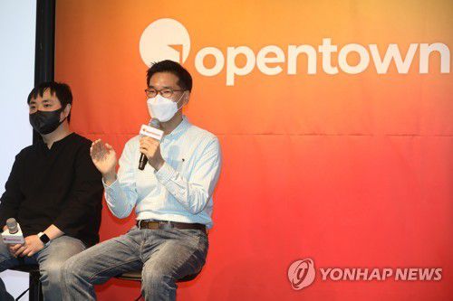 마인드로직 김용우(사진왼쪽), 김진욱 공동대표 [마인드로직 제공]