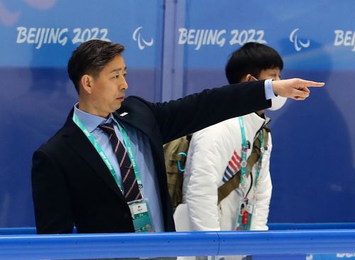 한민수 장애인아이스하키 대표팀 감독(왼쪽)[대한장애인체육회 제공. 재판매 및 DB 금지]