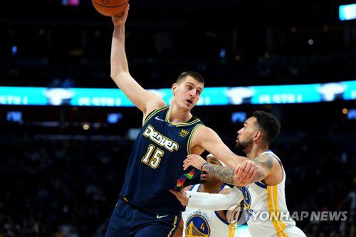 덴버의 니콜라 요키치[Ron Chenoy-USA TODAY Sports/로이터=연합뉴스]