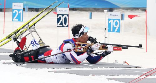 사격하는 신의현[대한장애인체육회 제공. 재판매 및 DB 금지]