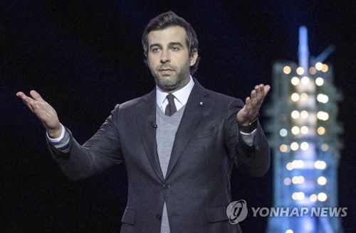 이브닝 유르간트쇼의 진행자 이반 유르간트[TASS 연합뉴스 자료사진. 재판매 및 DB 금지]