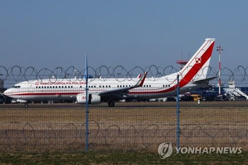 착륙한 폴란드 대통령의 전용기 [로이터 연합뉴스 자료사진. 재판매 및 DB 금지]