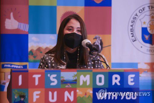 베르나뎃 로물로 푸얏트 필리핀 관광부 장관베르나뎃 로물로 푸얏트 필리핀 관광부 장관이 30일 소공동 롯데호텔에서 열린 기자간담회에서 발표하고 있다.[사진/성연재 기자]